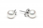 Preview: Klassischer Perlenohrstecker weiß rund 6.5-7 mm, Sicherheitsverschluss 925er Silber, Gaura Pearls, Estland